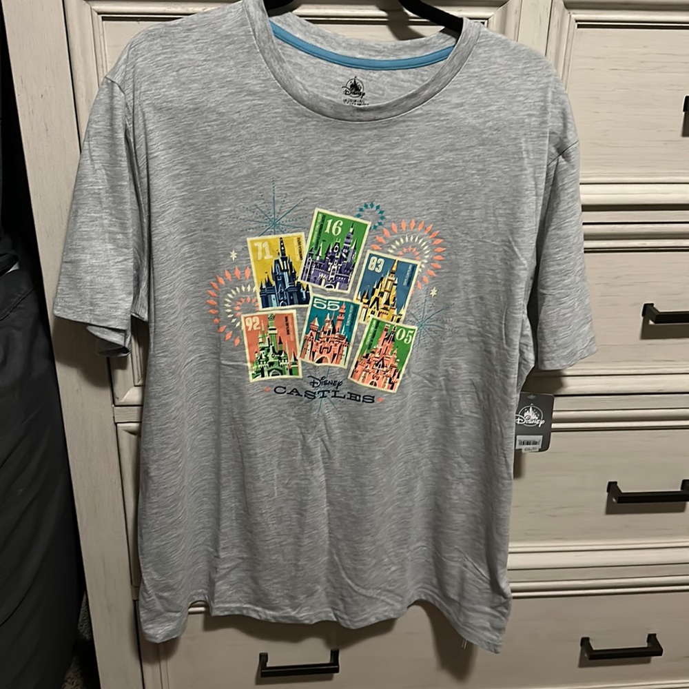 NWT Size Large Disney Parks Castles Shirt